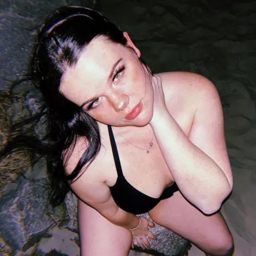 dorisbuckesiich image 2
