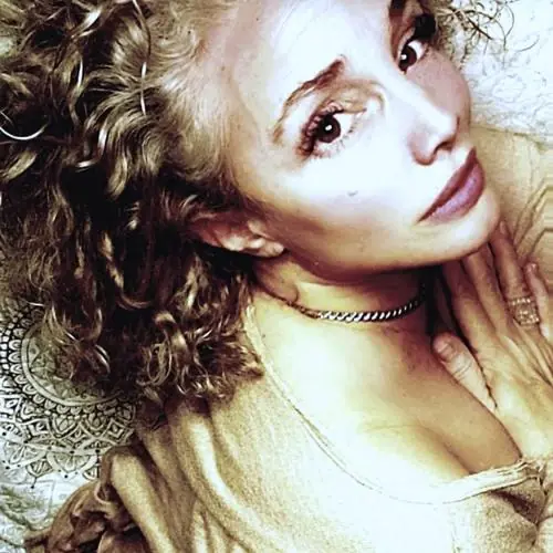 innendrinnen image 0